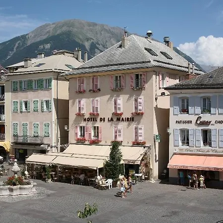 Hotel Logis - De La Mairie Embrun
