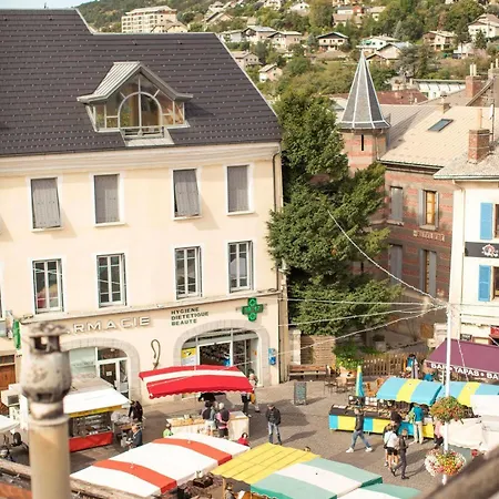 Hotel Logis - De La Mairie